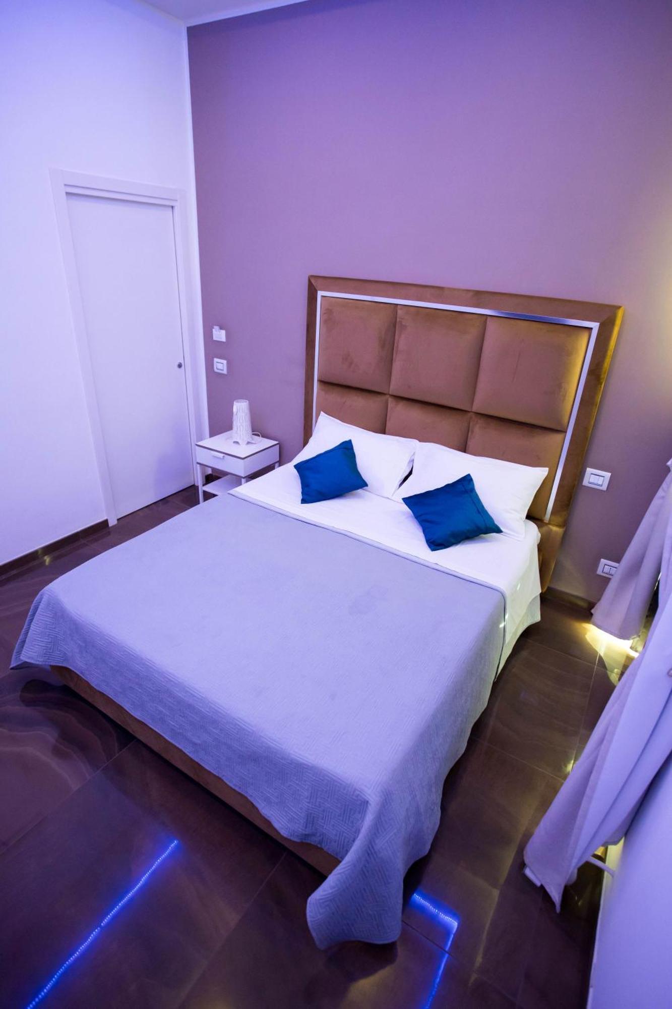 Palazzo 15 Napoli Bed & Breakfast Dış mekan fotoğraf