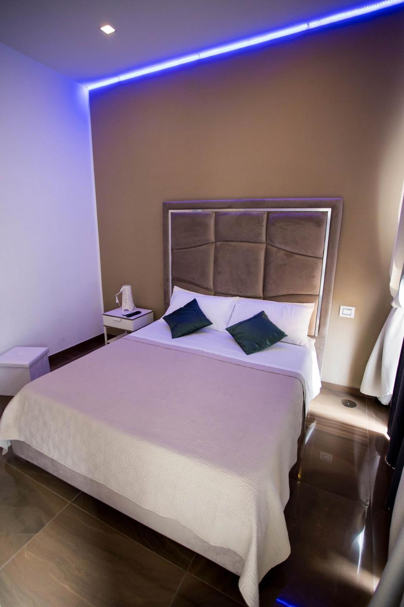 Palazzo 15 Napoli Bed & Breakfast Dış mekan fotoğraf